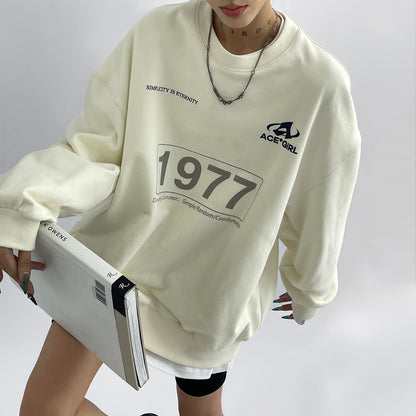 Loose Light-coloured Longsleeve Sweater